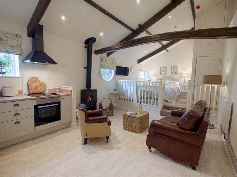 Linton Court Coach House Apartment เซ็ทเทิล ภายนอก รูปภาพ