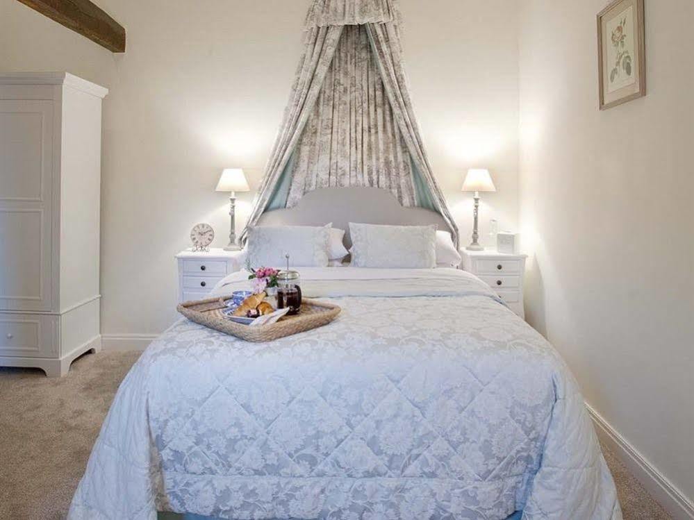 Linton Court Coach House Apartment เซ็ทเทิล ภายนอก รูปภาพ